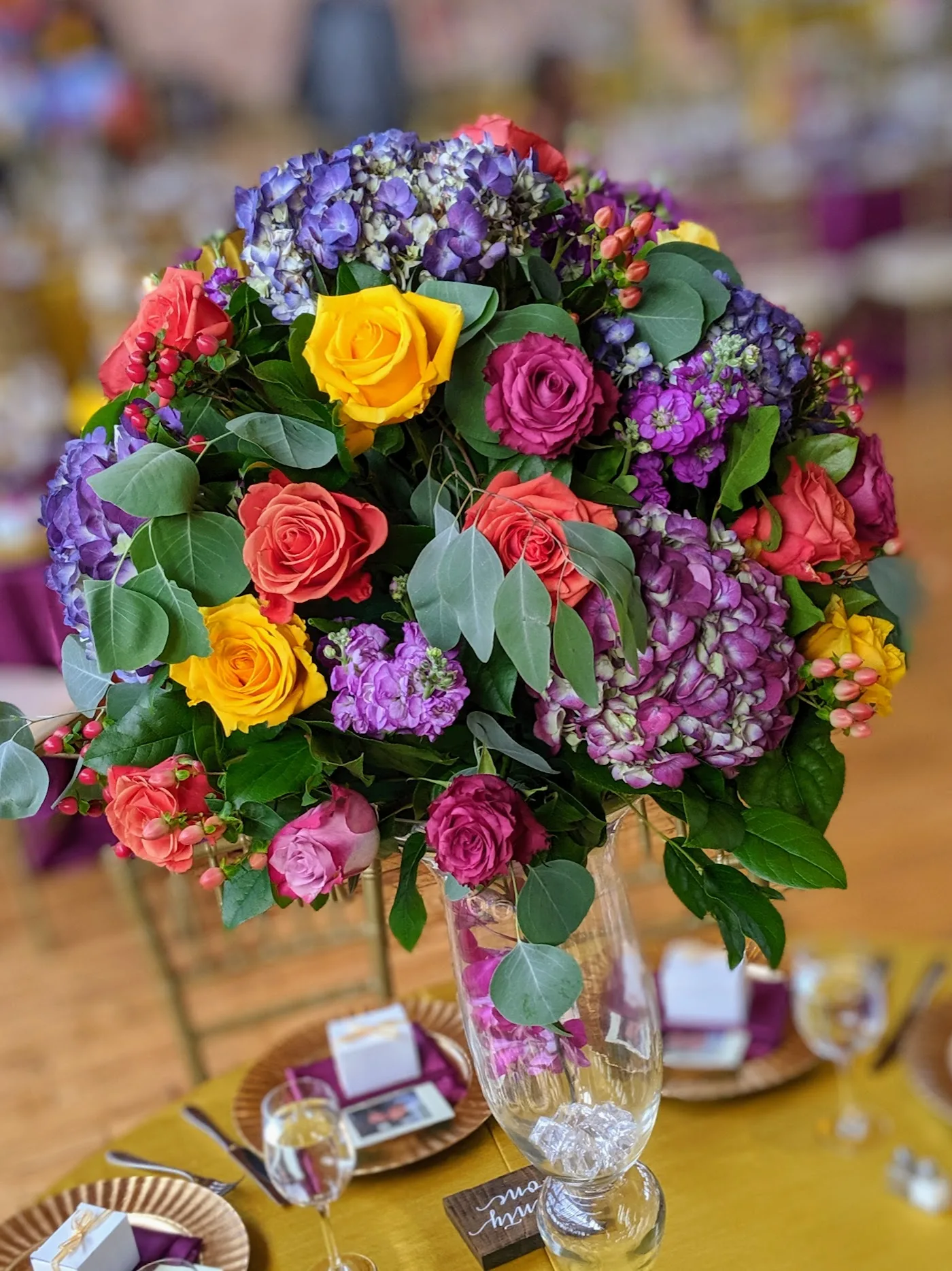 Floral reception decor for Hindu wedding, Illinois